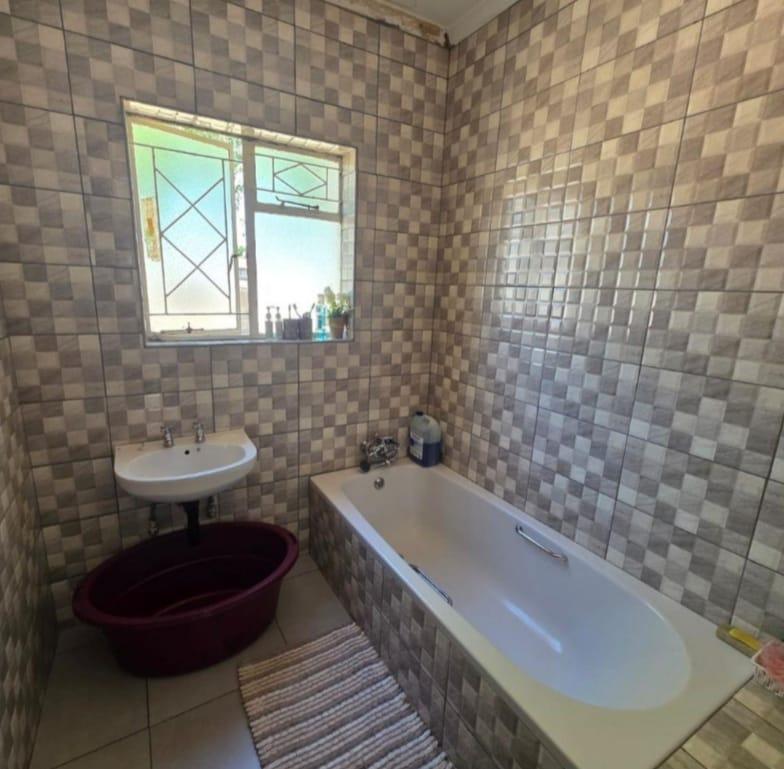 3 Bedroom Property for Sale in Sasolburg Ext 11 Free State